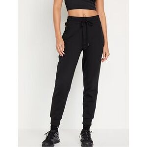 NWT Old Navy women’s Dynamic Fleece high rise waisted joggers Black XS